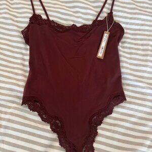 SKIMS Fits Everybody Lace Cami Bodysuit